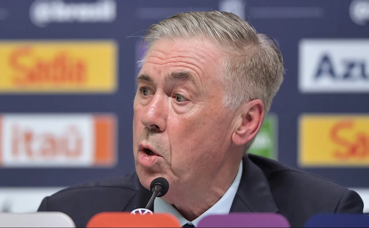 Ancelotti se rende a Otávio do Cruzeiro após convocação da Seleção Brasileira: “está jogando muito bem”