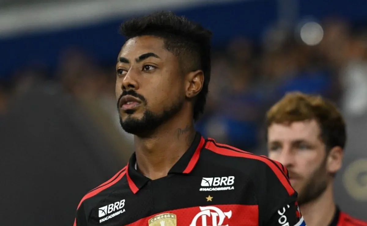 OPINIÃO: Por que Jardim precisa escalar Bruno Henrique hoje contra o Del Valle