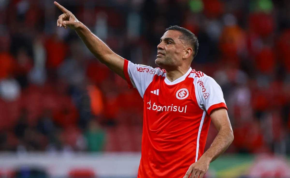 Análise: Gabriel Mercado é dúvida no Inter, que avalia opções para enfrentar a Chapecoense