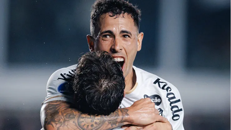 Volante chegou ao Santos em fevereiro - Foto: Raul Baretta/Santos FC.