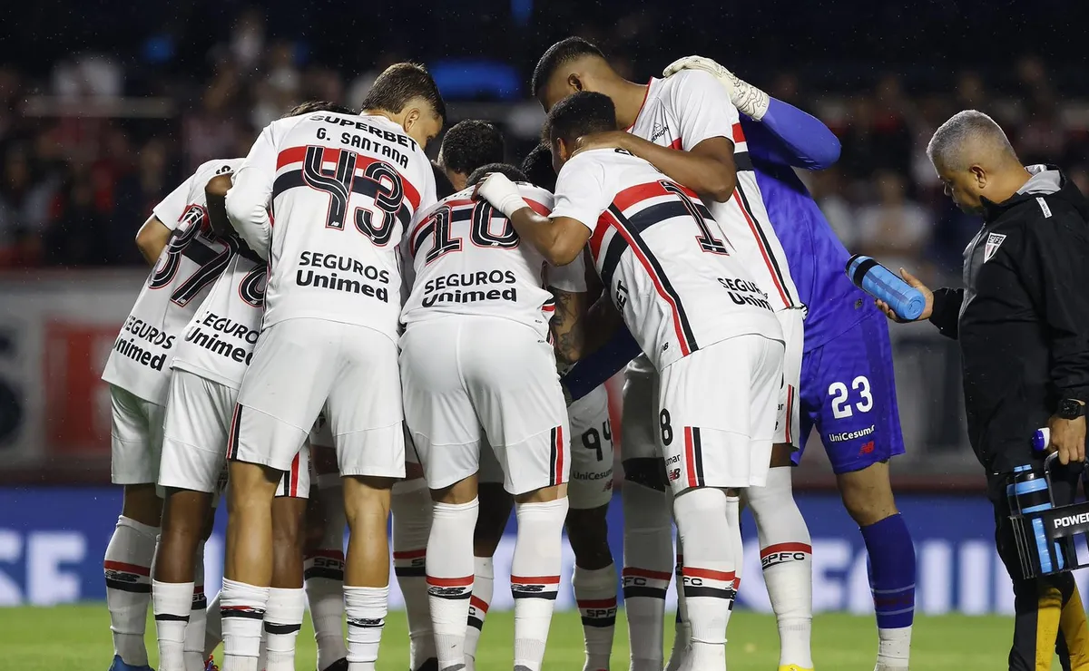 Elenco do São Paulo se une para blindar ambiente antes de Palmeiras e Boca Juniors