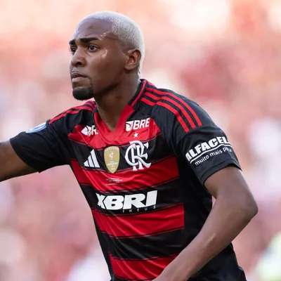 Lorran quer deixar o Flamengo e diretoria aguarda proposta