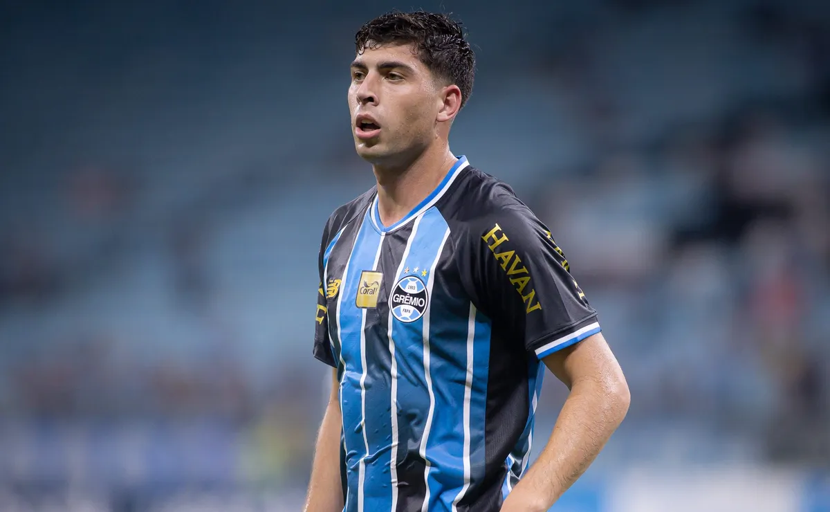 Nardoni entrega, Grêmio recua e leva a virada do Vasco por 2 a 1 pelo Brasileirão