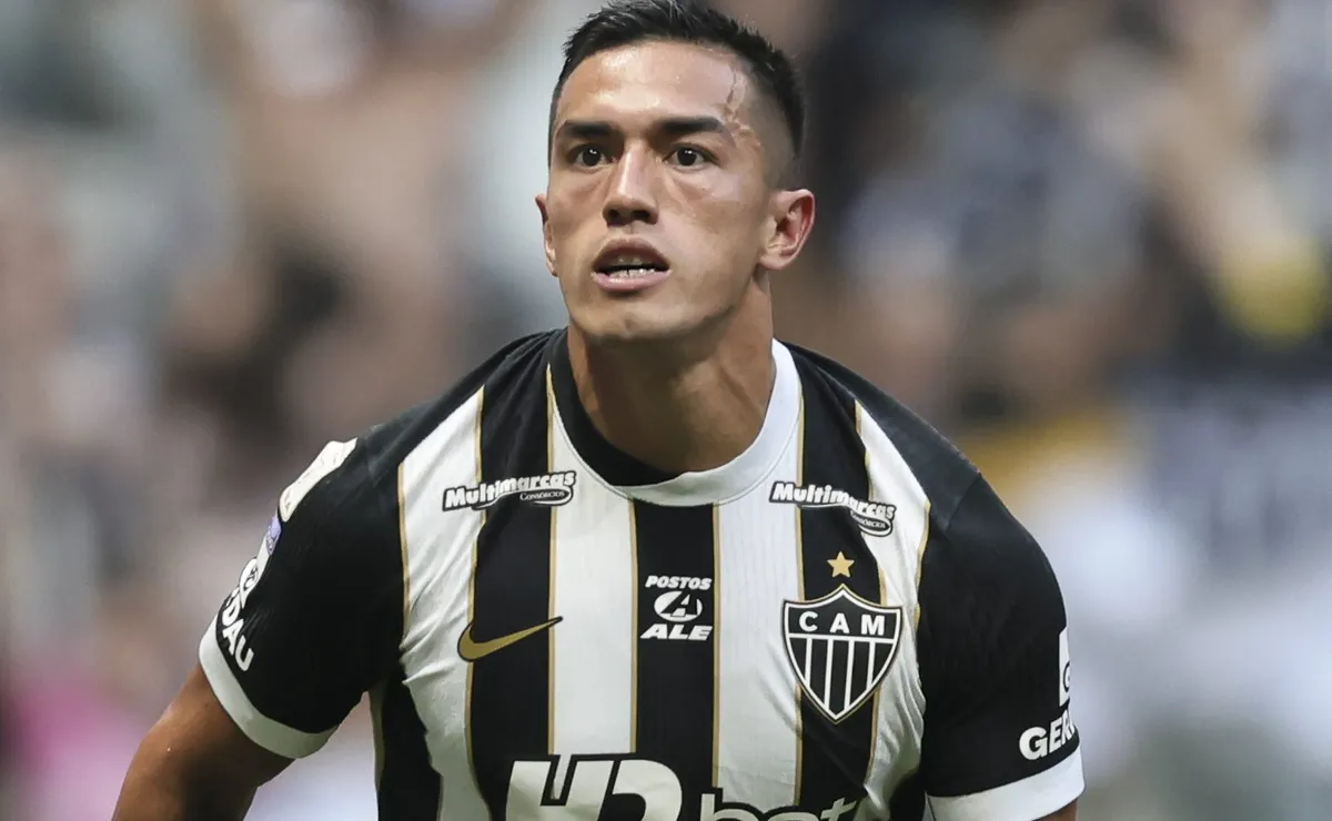 Cuello comenta sobre proposta da Rússia e destaca foco total no Atlético-MG: “A cabeça está 100% aqui”