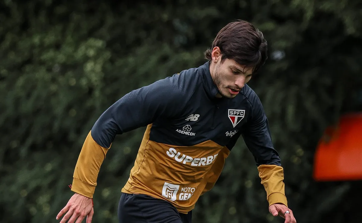 Bobadilla evolui de dores no joelho e deve estar disponível contra o Boca Juniors