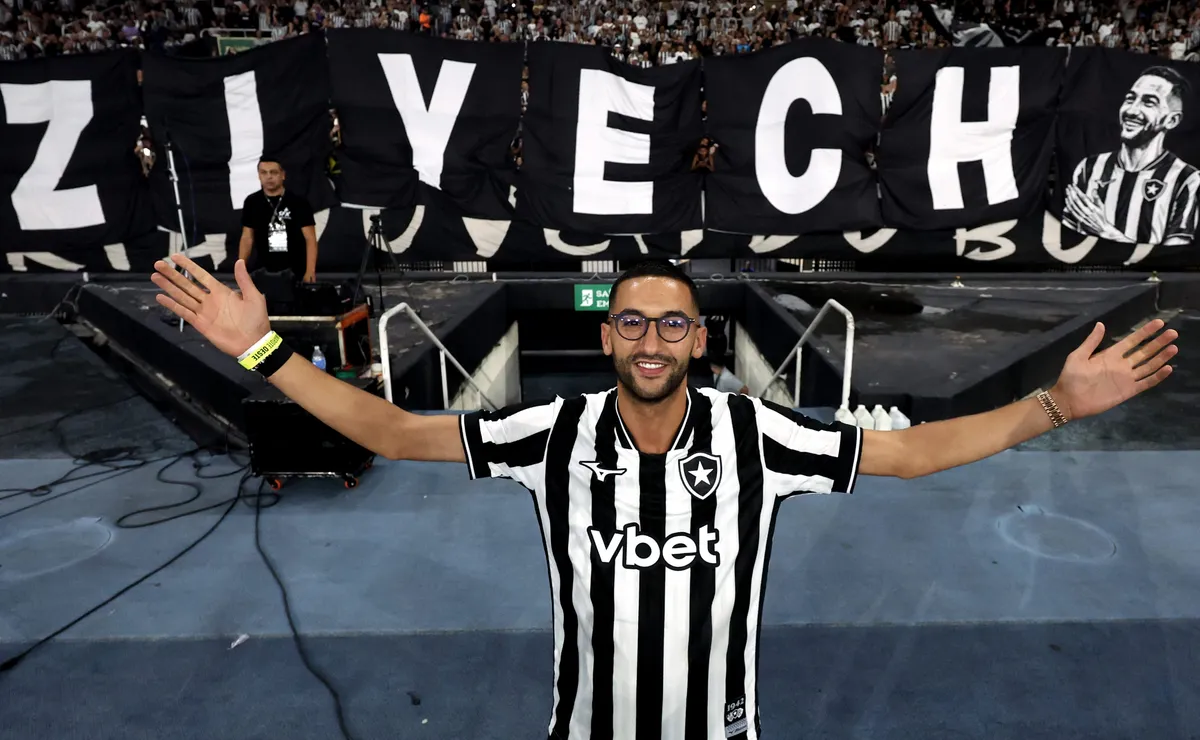 Chegada de Ziyech é celebrada por João Paulo, presidente do Botafogo: “É uma alegria…”