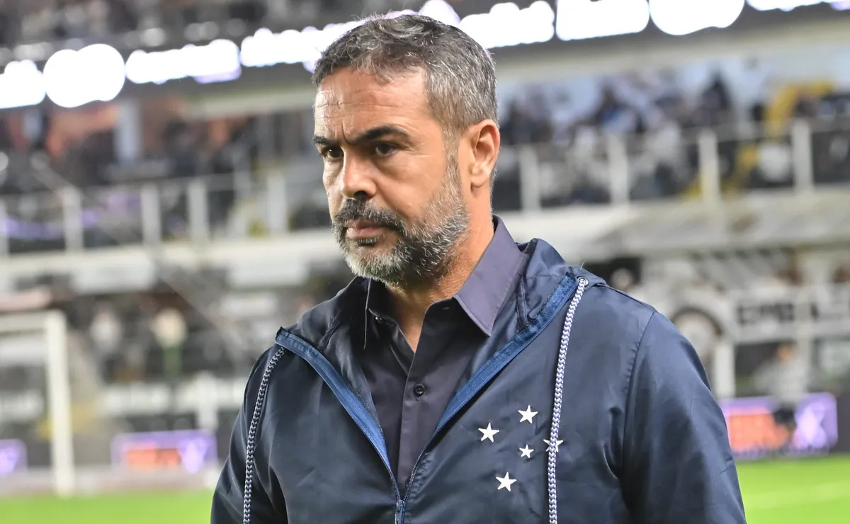 Artur Jorge assume culpa por má fase do Cruzeiro e revela sentimento de frustração do elenco celeste