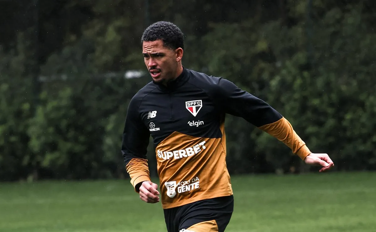 Iago e Luciano estarão à disposição do São Paulo contra o Boca Juniors; Calleri é desfalque