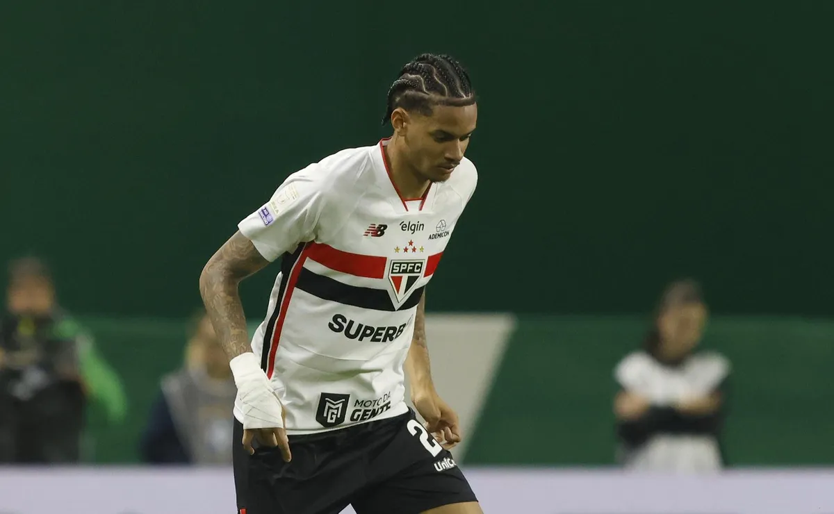 Newton ganha força no São Paulo e pode ser surpresa contra o Boca Juniors