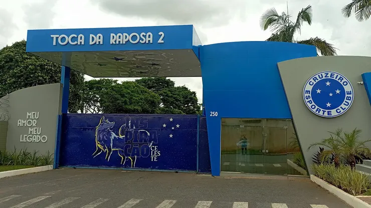 Entrada da Toca da Raposa