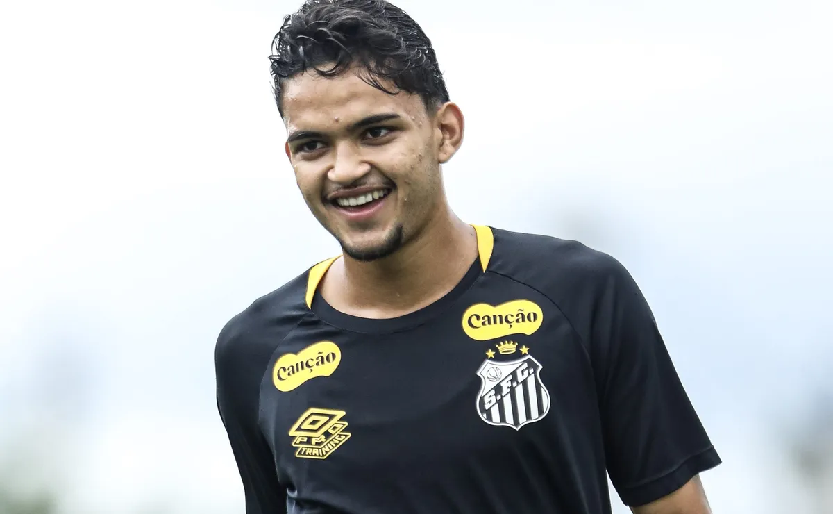 Opinião: Mateus Xavier pede passagem e merece ser mais aproveitado pelo Santos em 2027