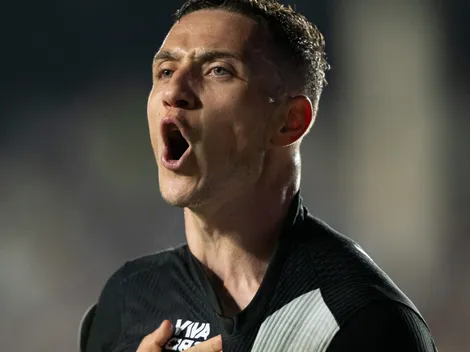 Bruno Duarte faz primeiro gol com a camisa do Vasco