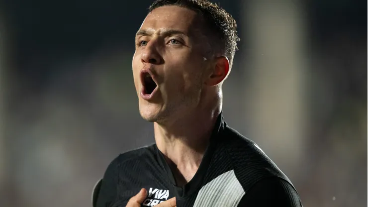 Bruno Duarte marcou pela 1ª vez com a camisa do Vasco.
