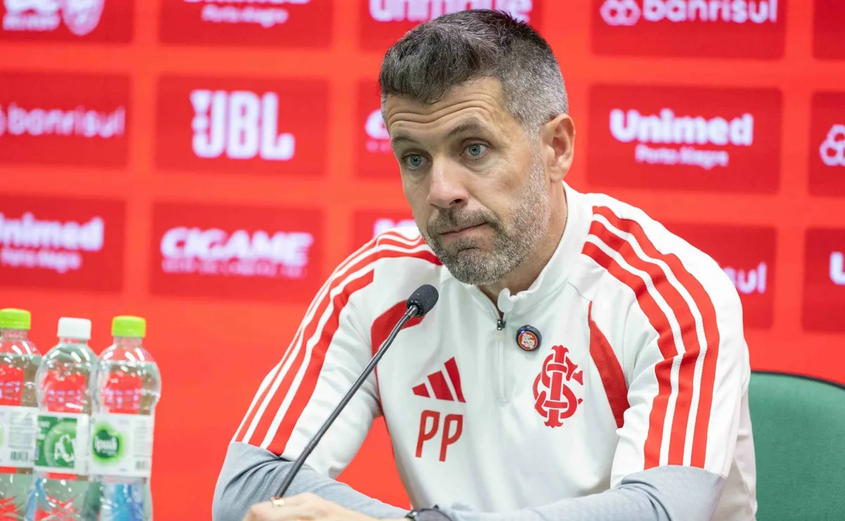 Análise: Pezzolano joga futuro no Internacional contra o São Paulo, mas saída divide direção