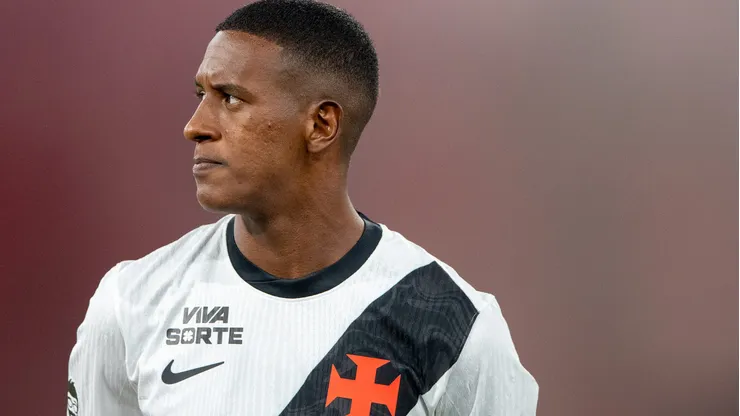 Robert Renan vem se destacando pelo Vasco.