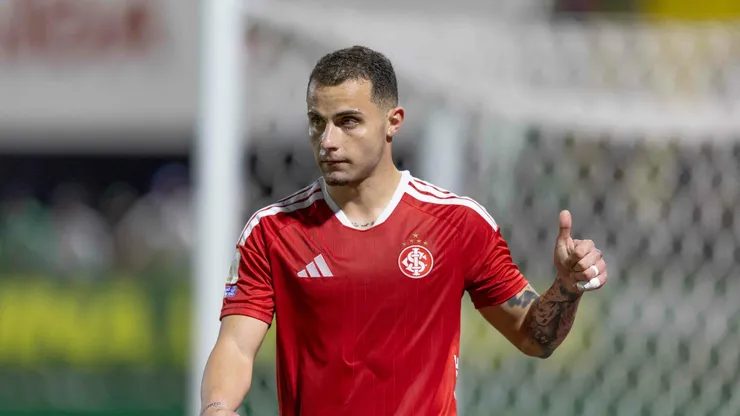 Bruno Gomes vira dúvida para o Internacional. Liamara Polli/AGIF.