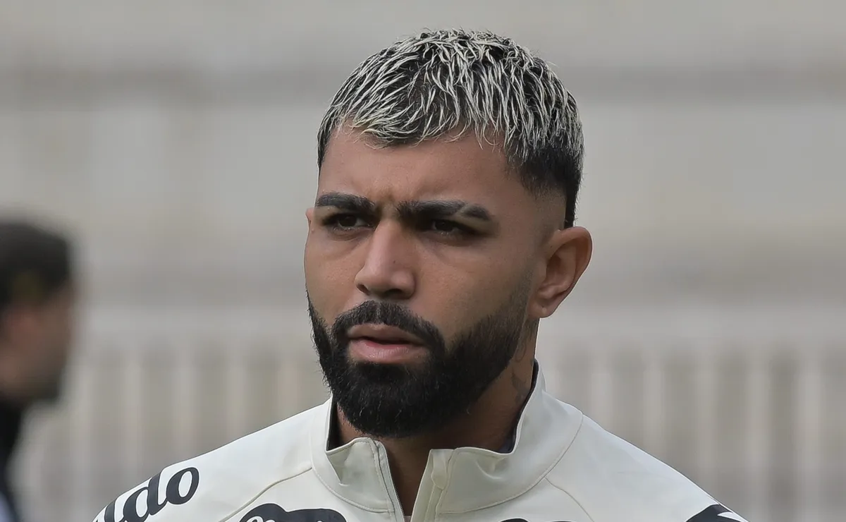 “Hoje é sofrer”: Gabigol e Neymar se manifestam após eliminação do Santos para o Atlético-MG