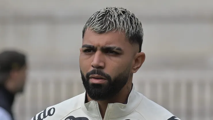Gabigol em ação com a camisa do Peixe.