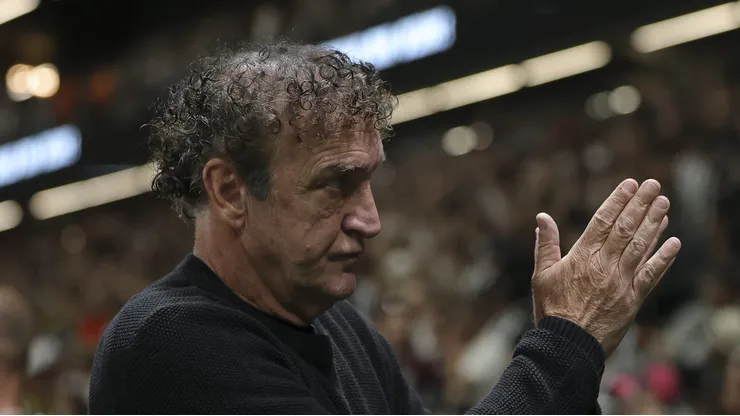 Cuca durante o jogo contra o Galo na Arena MRV.
