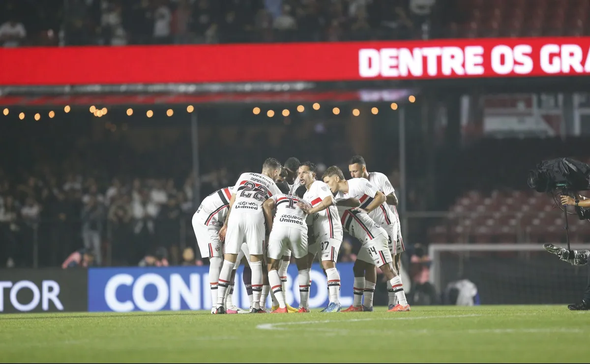 Elenco do São Paulo se fecha após eliminação e decide não inflamar ainda mais crise no clube