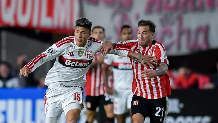 Estudiantes pode não jogar em casa na semi da Liberta contra o Flamengo - Foto: Marcelo Endelli/Getty Images