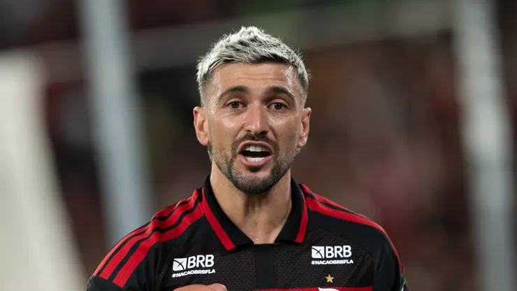 Arrascaeta pelo Flamengo