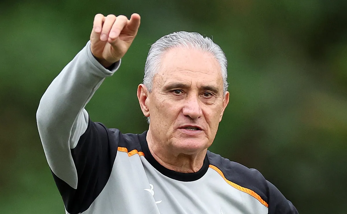 Tite prepara primeira escalação do Botafogo para enfrentar o Mirassol