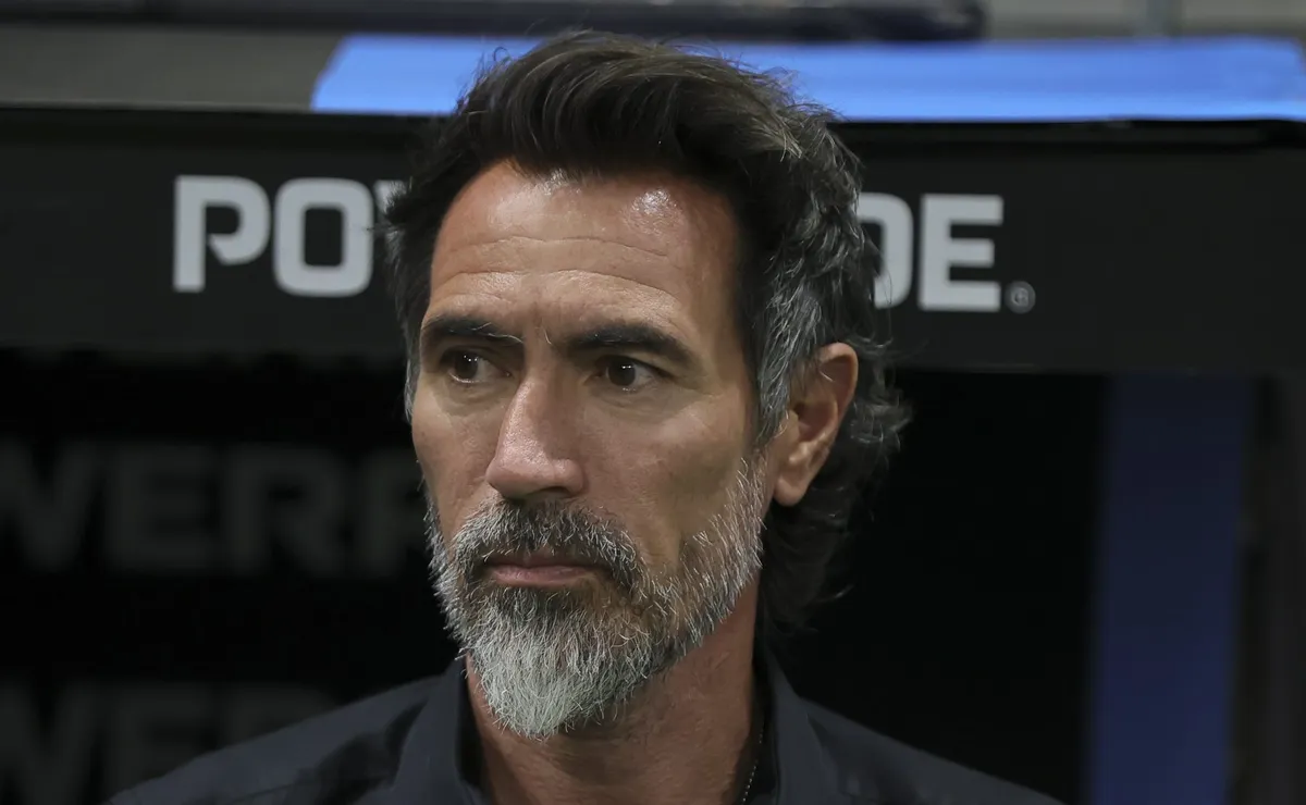 Domínguez deixa alerta ao Atlético-MG após empate com a Chapecoense: “Temos a obrigação de melhorar”