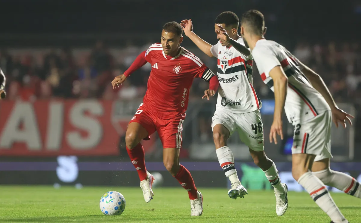 Alan Patrick pede descanso e trabalho durante Data Fifa após derrota do Inter: “Não vejo outro caminho”