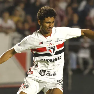Pedro Lima ganha espaço no São Paulo