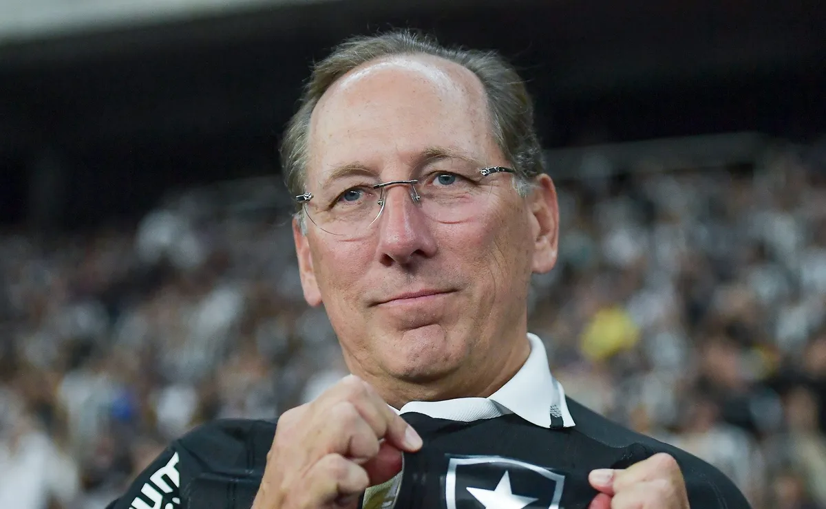 John Textor afirma que segue dono do Botafogo e prevê longa disputa na Justiça