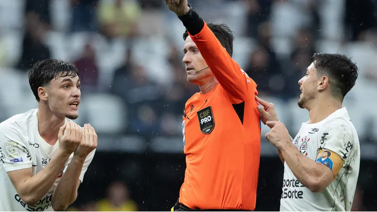 Ramon Abatti Abel confirmou gol de Hulk.