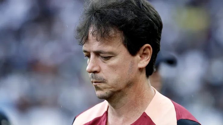 Opinião: Diniz erra, e erra muito. Mas futebol do Corinthians é desleixado - Foto: Marcello Zambrana/AGIF