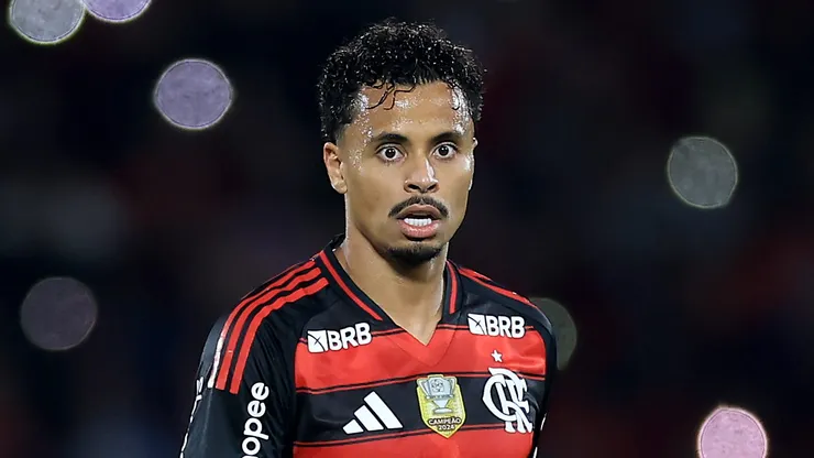 Allan jogador do Flamengo que está emprestado ao Corinthians