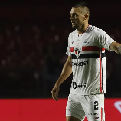 Tolói ganha espaço no São Paulo