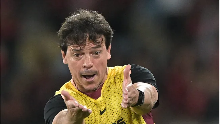 Fernando Diniz vive uma grande pressão no Corinthians.