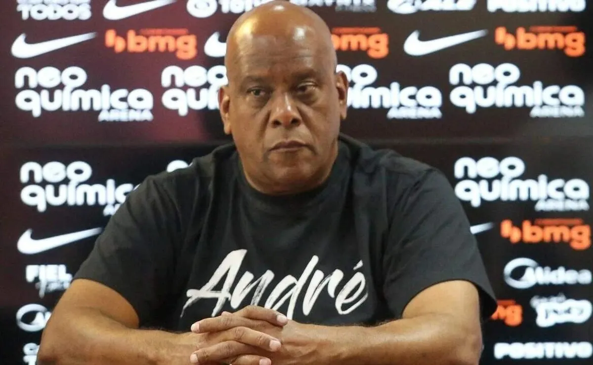 Opinião: André Negão não tem nenhuma condição de trazer grandes evoluções como presidente do Corinthians