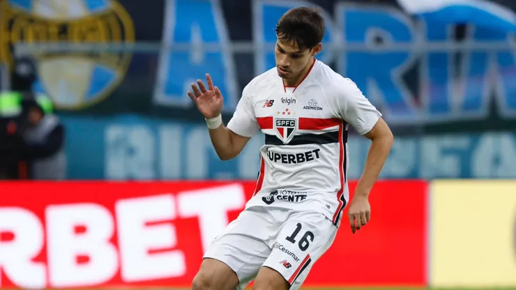 Bobadilla em ação pelo São Paulo - Foto: Rubens Chiri / São Paulo FC