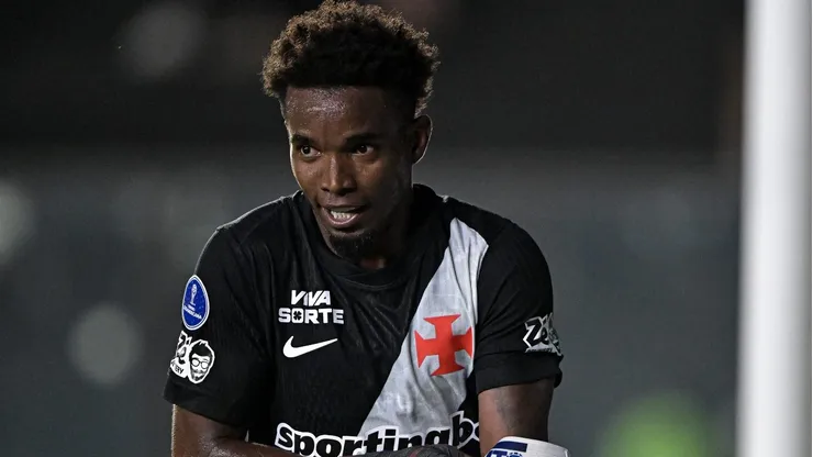 Thiago Mendes sonhou com título.