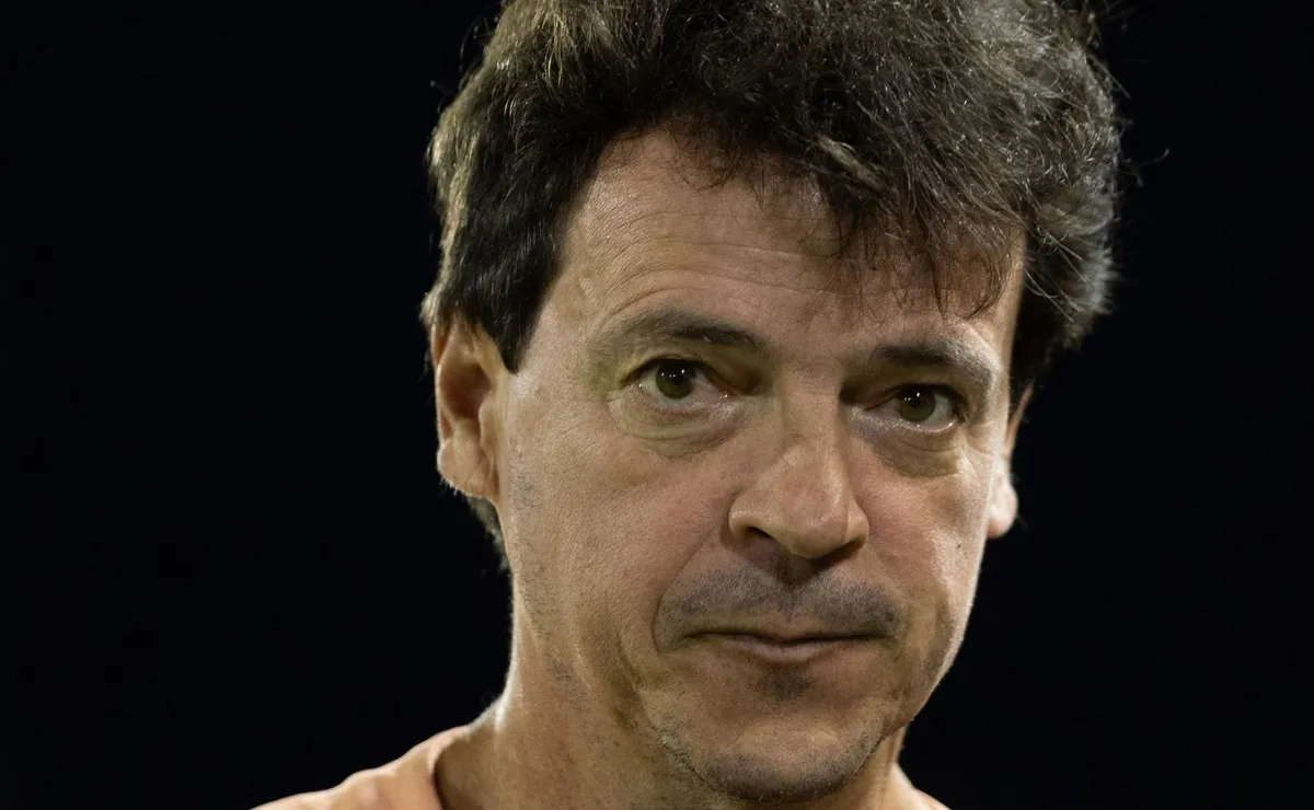 Opinião: Diniz precisa repensar esquema para fazer Corinthians voltar a funcionar