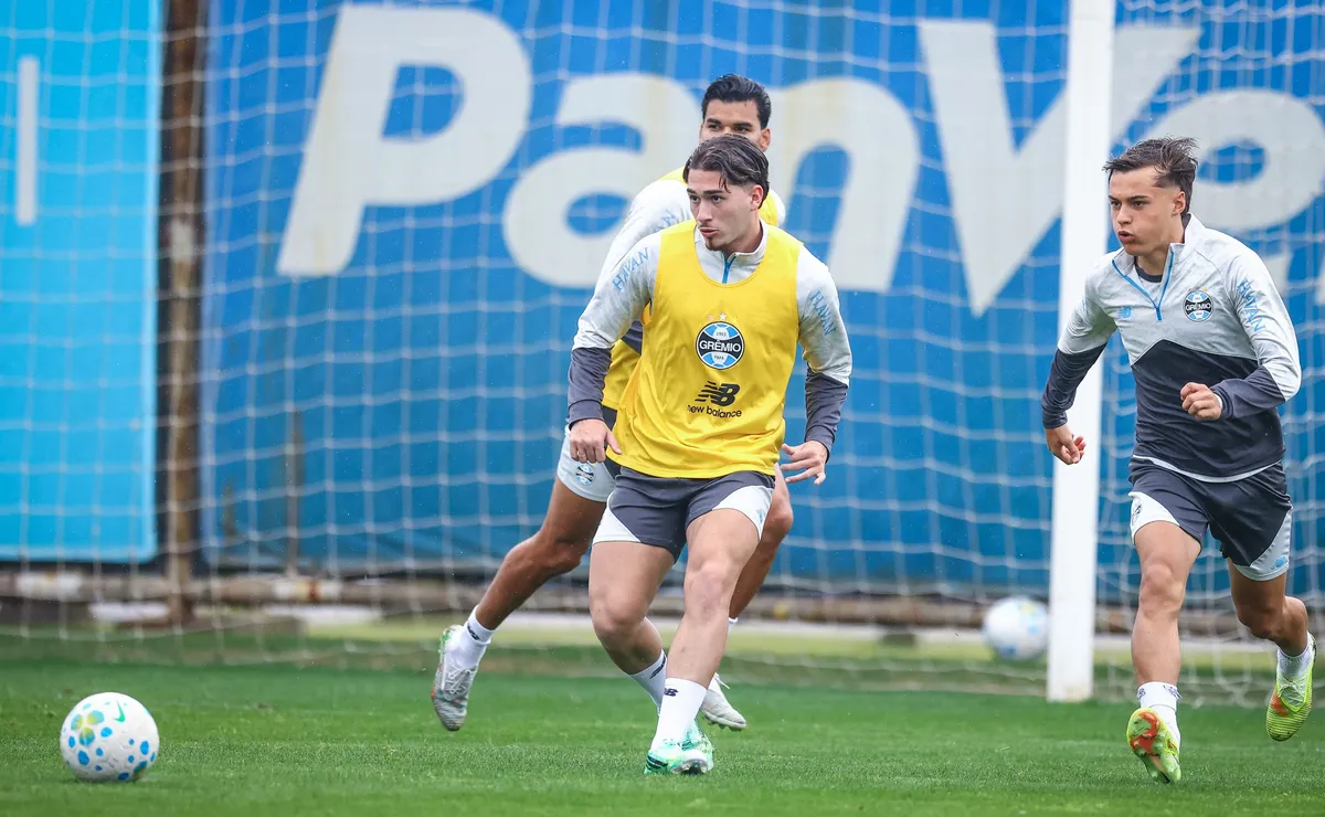Análise: Renato retoma método no Grêmio e vê na base uma saída para renovar o elenco