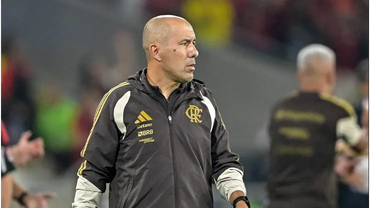Leonardo Jardim tecnico do Flamengo durante partida contra o Cruzeiro no estadio Maracana pelo campeonato Copa Libertadores 2026.