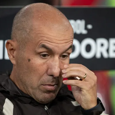 Flamengo e Leonardo Jardim são multados pela Conmebol