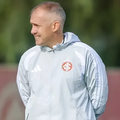 Eduardo Baptista envia comissão para observar promessas do Inter