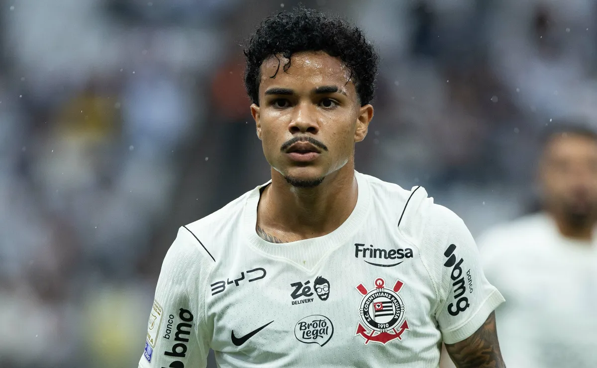 Opinião: Kaio César merece titularidade com Diniz no Corinthians mesmo com retorno de Yuri Alberto