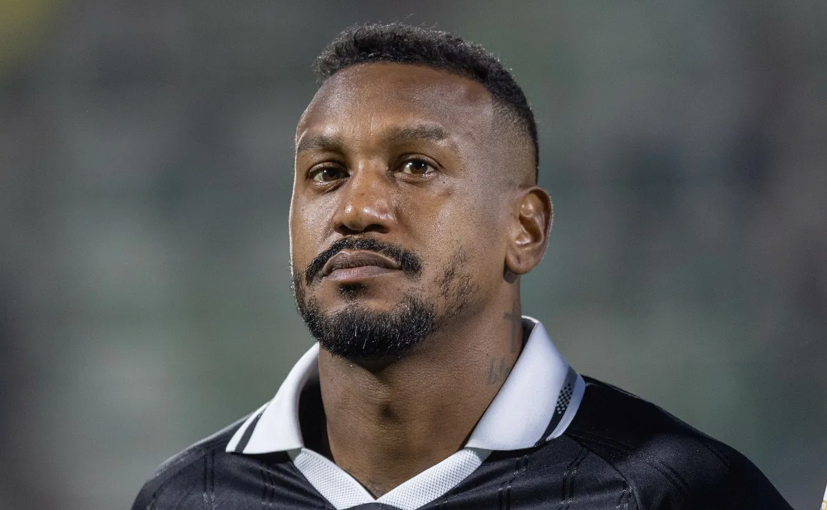 Edenilson sofre lesão e pode desfalcar o Botafogo até o fim de outubro