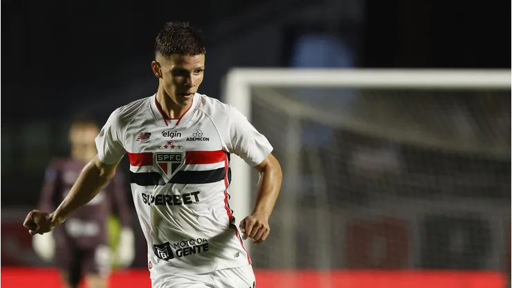 Jovem atacante deve ganhar espaço - Foto: Rubens Chiri e Paulo Pinto/Saopaulofc.net