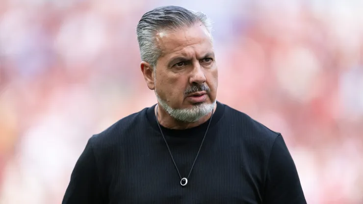 Jose Boto diretor de futebol do Flamengo durante partida contra o Gremio no estadio Maracana pelo campeonato Brasileiro A 2025.