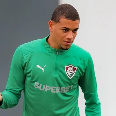Jhonny retorna de empréstimo e volta a treinar com o Fluminense