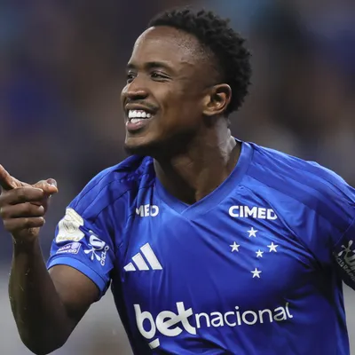 Opinião: Sinisterra deve ter mais uma chance no Cruzeiro em 2027